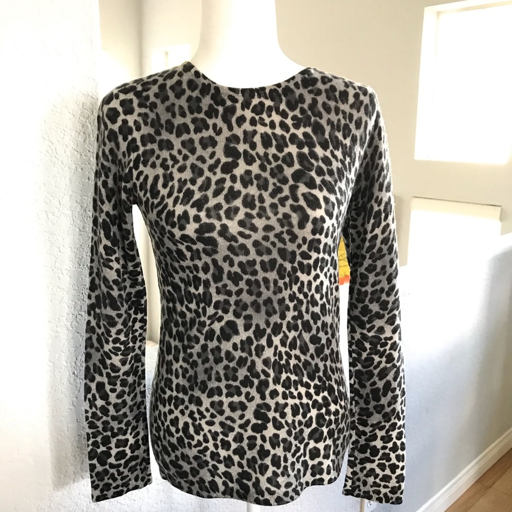 Saks Fifth Avenue cashmere sweater